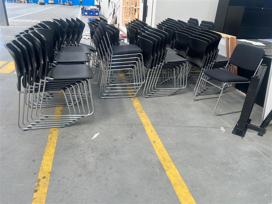 Assortment of Chair