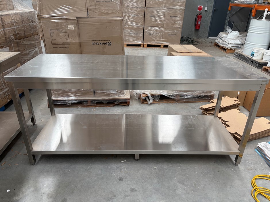 Quantity of 3 Heavy Duty Working Benches
