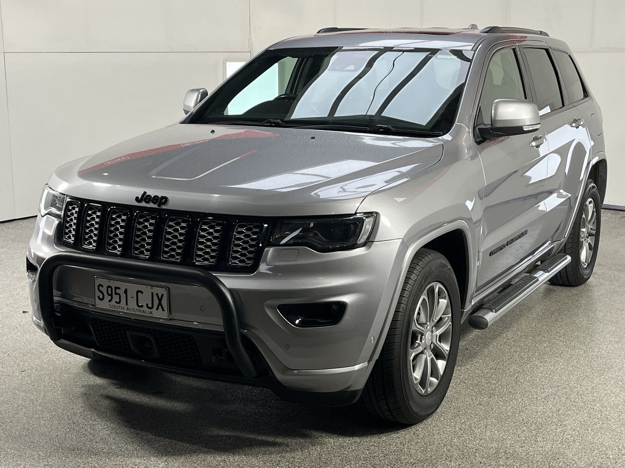 2020 Jeep Grand Cherokee Night Eagle