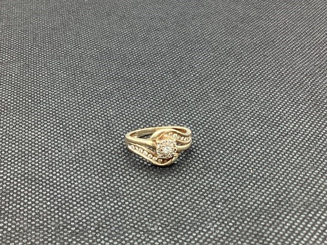1 x Stamped 9ct Yellow Gold, 24 Diamond Cluster Ring