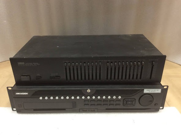 Yamaha EQ-330 Natural Sound Graphic Equalizer&Hikvision DS-9664NI-I8 Networ