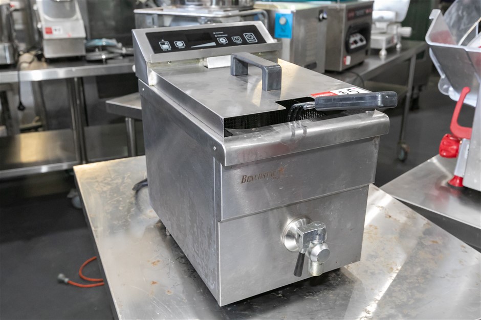 Benchstar IF3500S Electric Bench Top Induction Deep Fryer