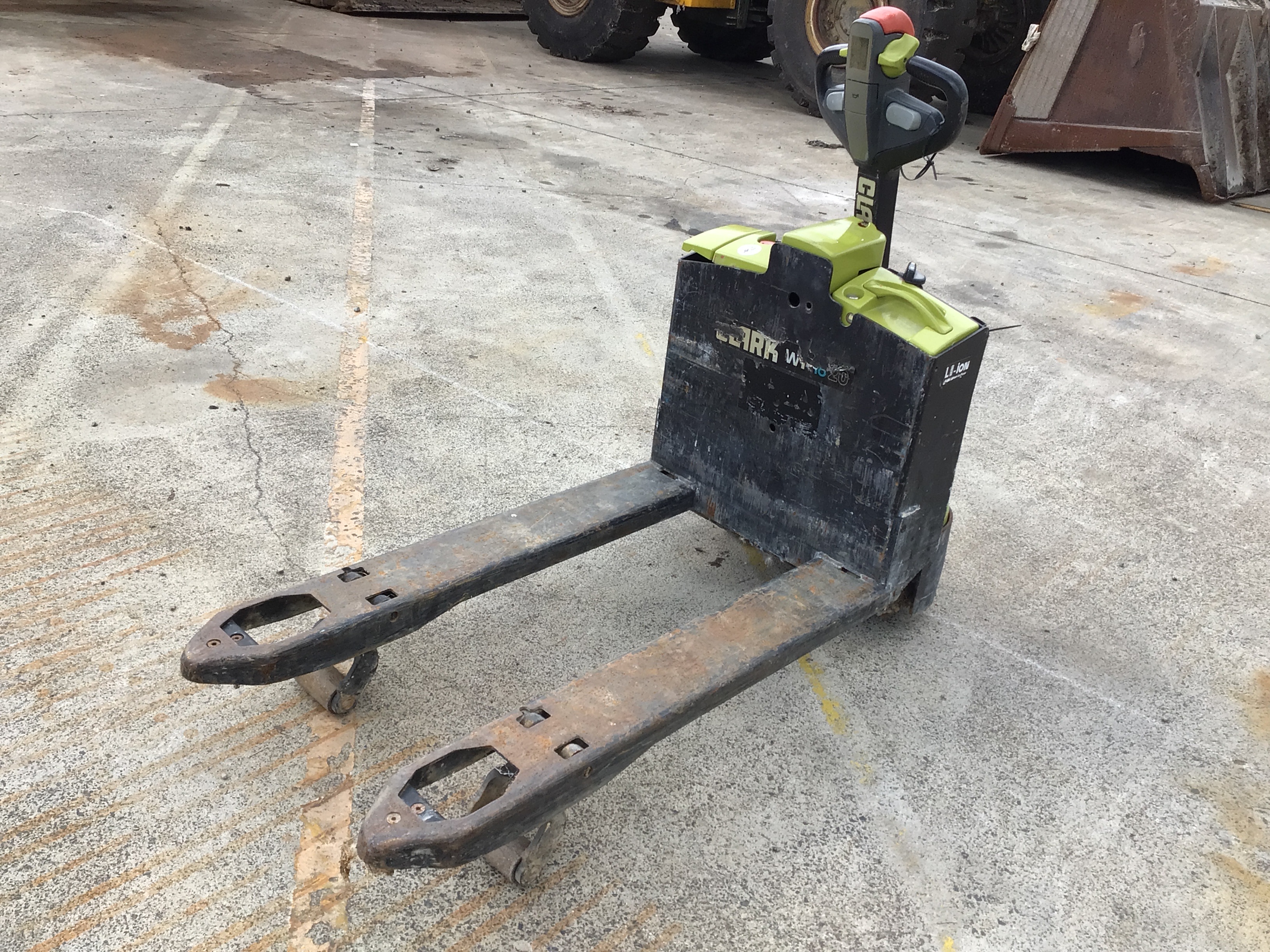 <p>Clark WPL-20 Walkie Stacker</p>