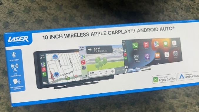END OF LEASE SALE: 10" Portable CarPlay