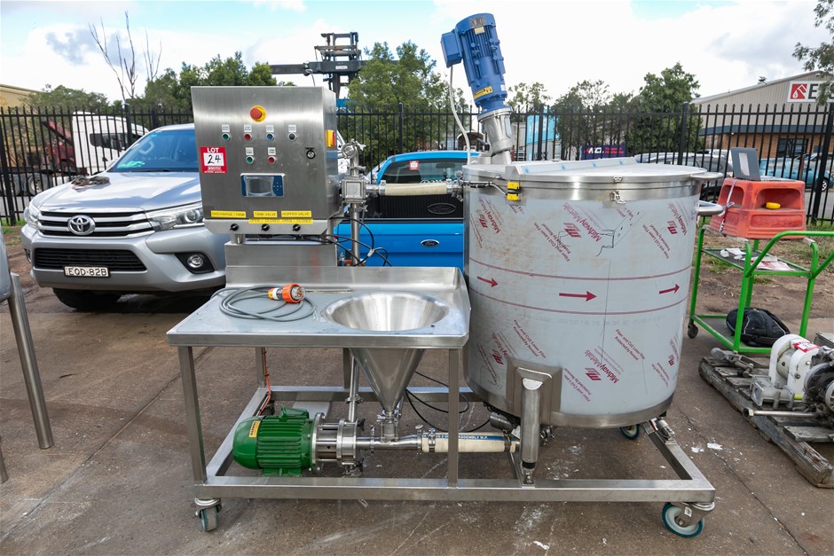 S.T.M Mobile 500 Ltrs Mixing Station
