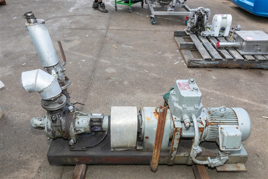 Viking KK4724 Positive Displacement Gear Pump with Motor On Frame Base