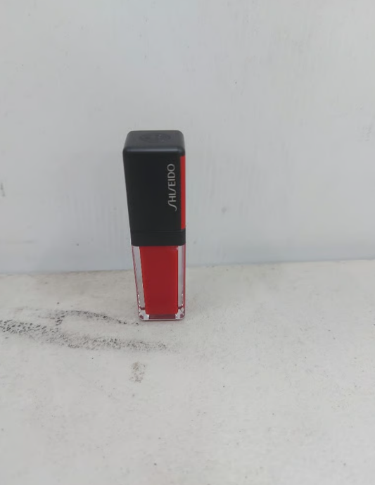 Shiseido Lacqurink Lipshine Shade Techno Red 304 Model SH05092T Sample 4pcs