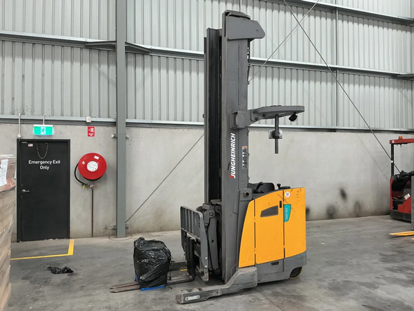 Jungheinrich ETR335D High Reach Forklift