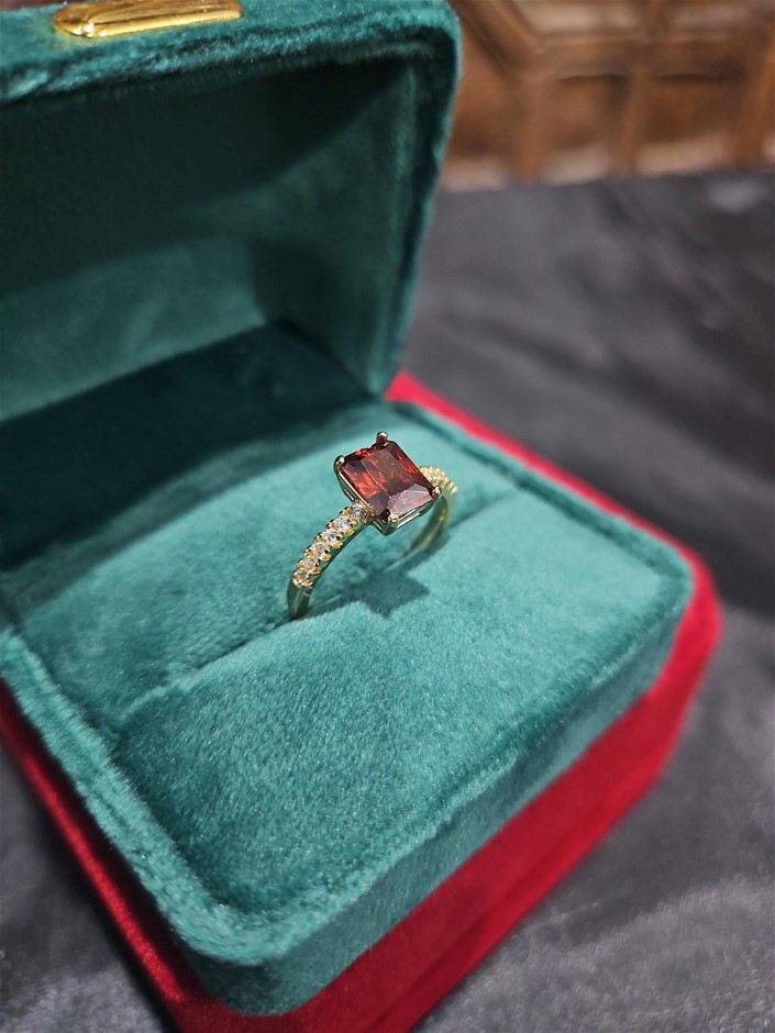 14K/Italy 2.5ct Ruby Emerald Cut Yellw Gold Filled Ring(stamped)-8US