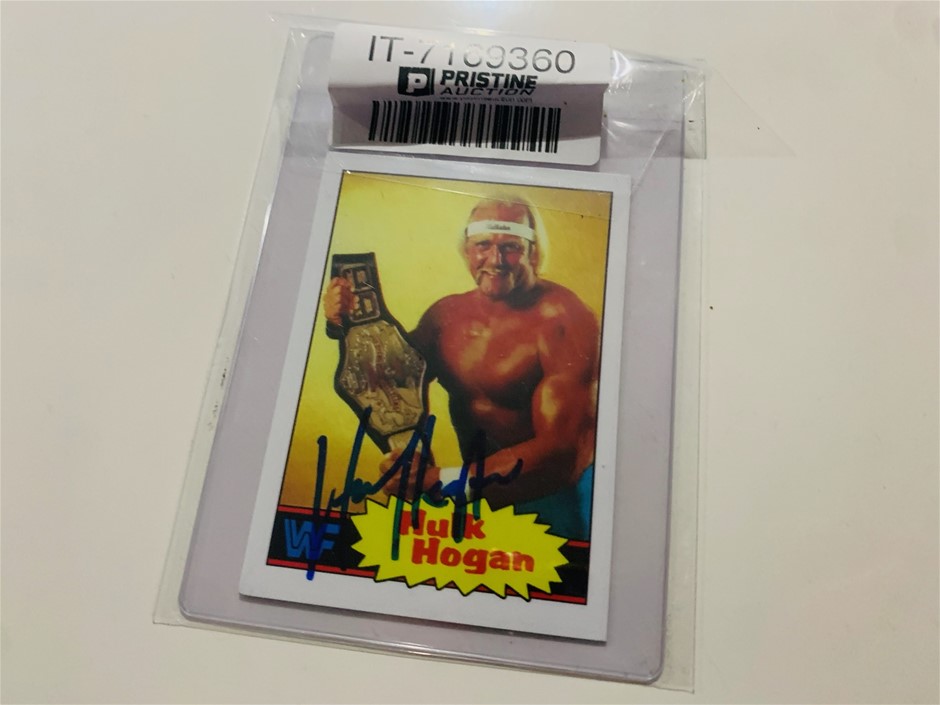 Hulk Hogan signed 1985 rookie RP card