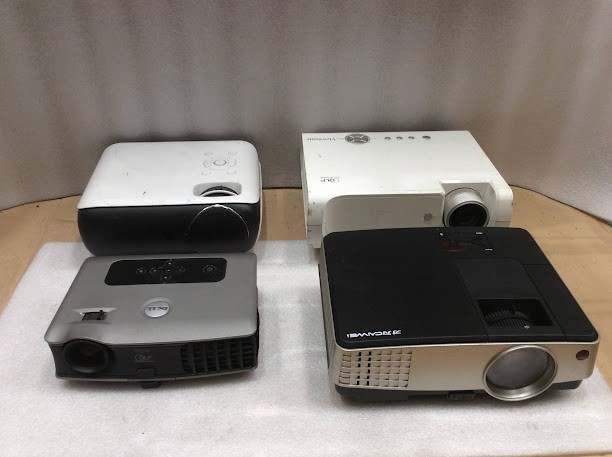 ViewSonic VS11959&Happrun H1&CAIWEI LCD Projectors (Lot of 4)