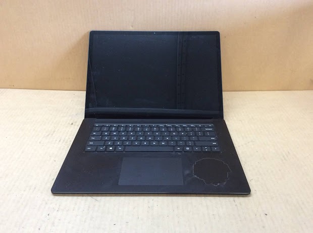 MICROSOFT SURFACE 3 Laptop AMD RYZEN 5 8GBRAM/256GB Black