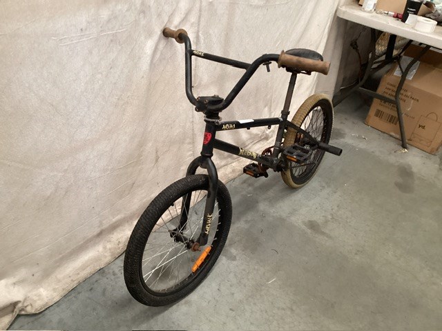 <p>Black BMX</p>