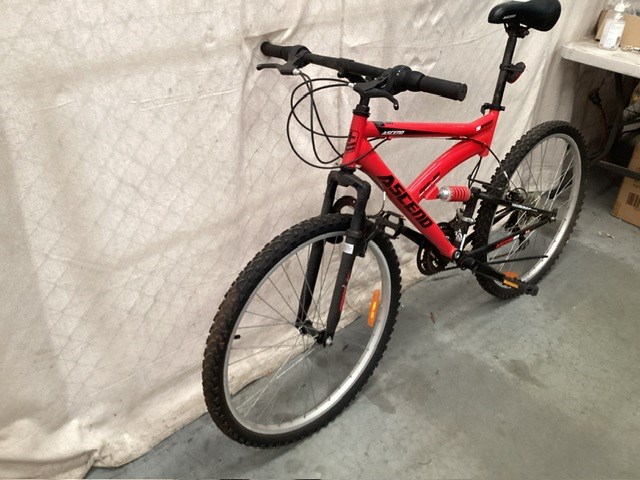 Red Mountain Bike