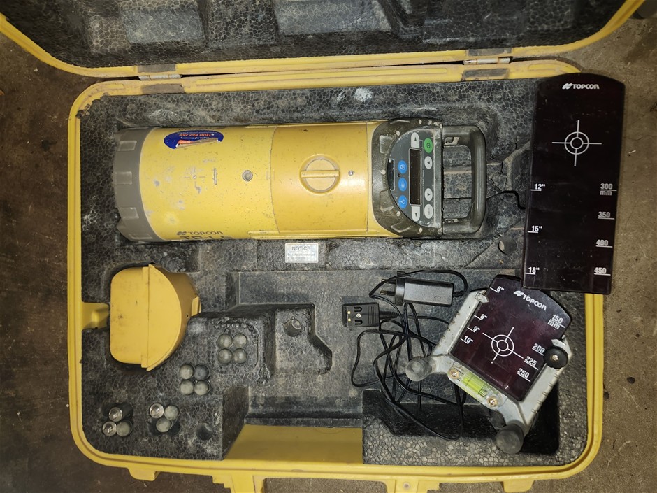 Topcon TPL-5 RED LASER Pipe Laser