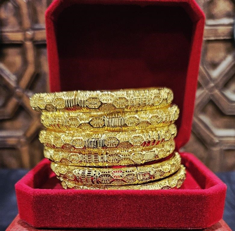 6pcs x 22KGF/ITALY Triple Yellow Gold Plated Bangles with stamp