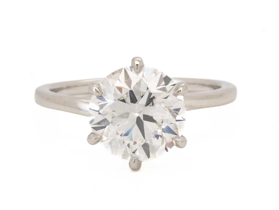 2.05 Carats Platinum Diamond Solitaire ring IGI certified