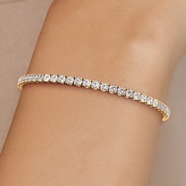 5.05 Carats yellow gold (Stamped 9K)