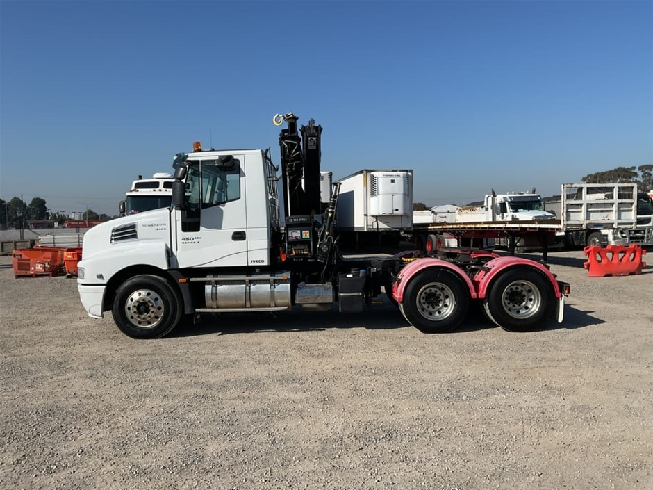 2017 Iveco Powerstar 6400 6 x 4 Prime Mover Truck