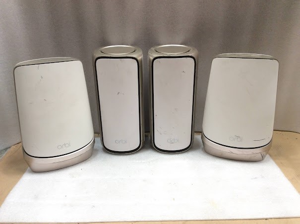 NETGEAR Orbi RBSE960&RBE970&RBE971 Satellite Devices (Lot of 4)