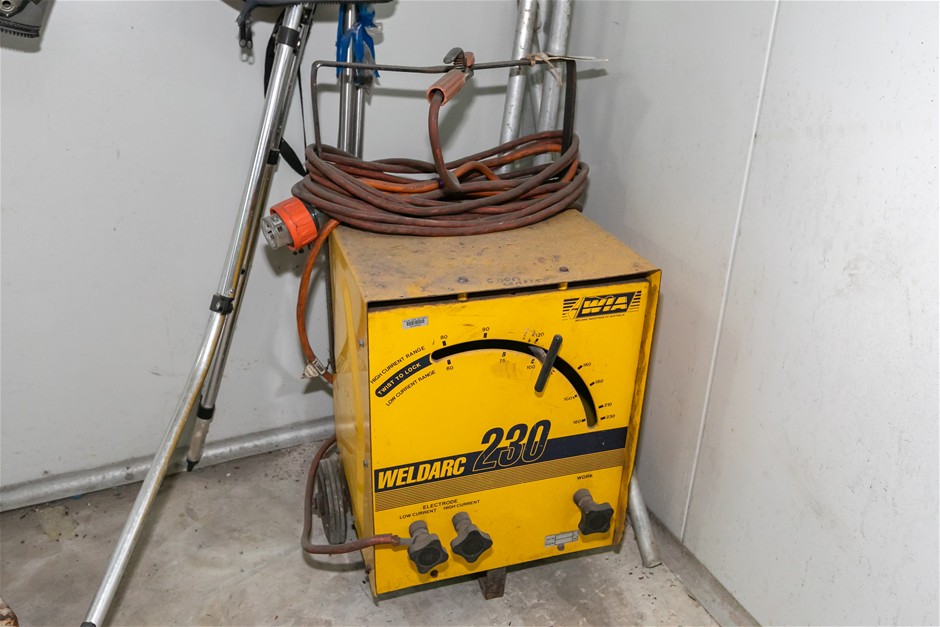 <B>WIA WELDARC 230 Mobile ARC Welder</B>