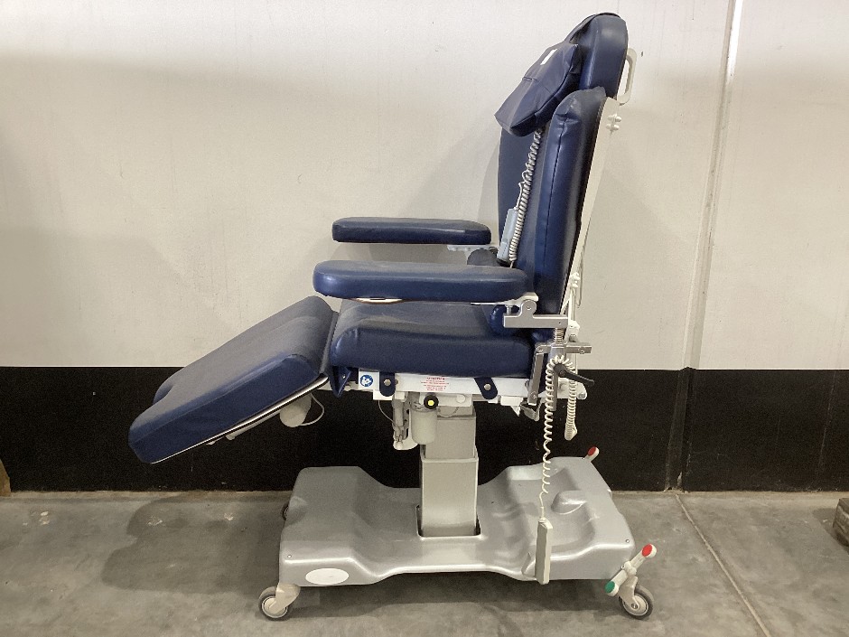<p>Gardhen Bilance Stephen H Anatomical Multitherapy Chair????????????????<