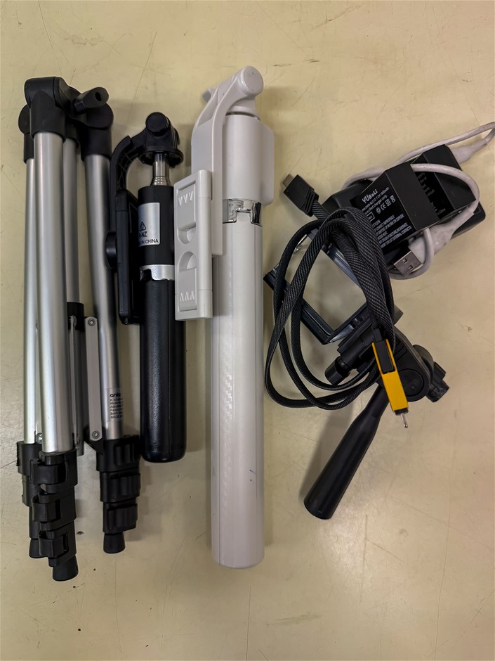 5 x Assorted Camera Accessories including