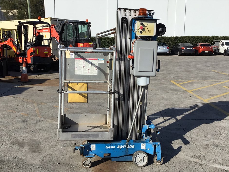 2016 Genie AWP30AC Vertical Man Lift