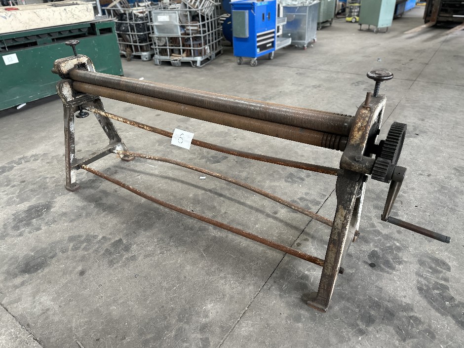 <p>2000mm Long Roller</p>