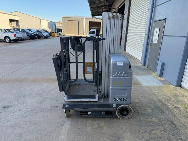 <p>2008 JLG 20MVL Electric</p>
