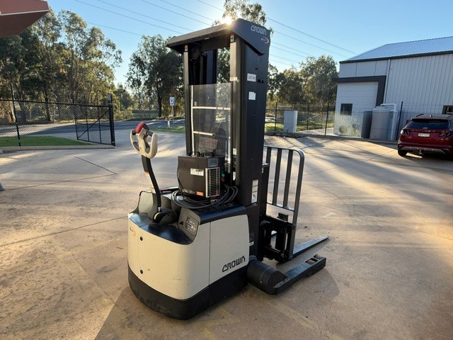 2021 Crown SHR 5500 Electric