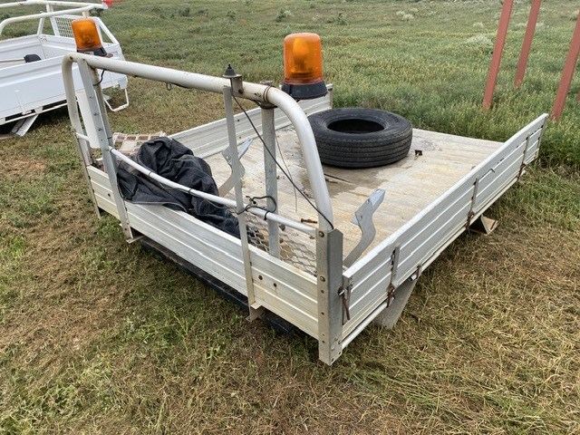 <p>Aluminium Ute Tray</p>