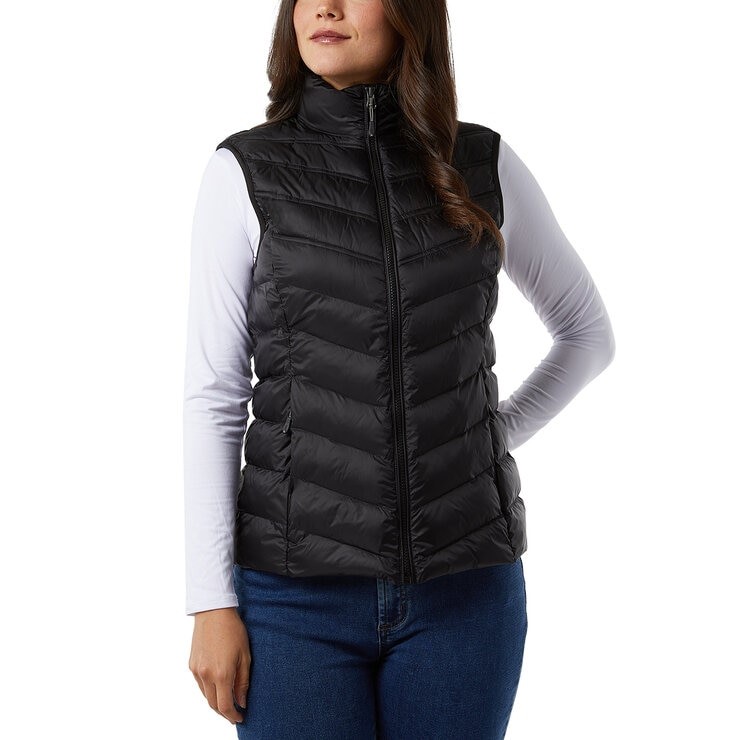 32DEGREES Women's Vest, Size L, Black. NB: small hole on front left.