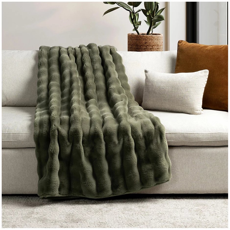 HOUSE & HOME Bubble Faux Fur Throw 152 x 177cm Green