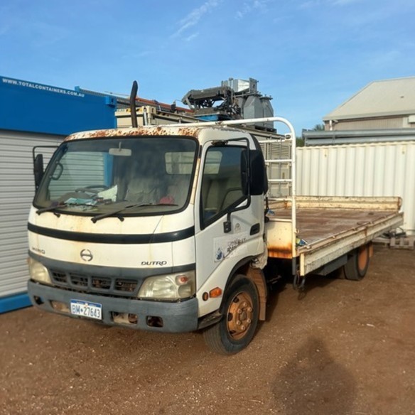 TRUCK, TRAILERS & INDUSTRIAL ITEMS - UNRESERVED