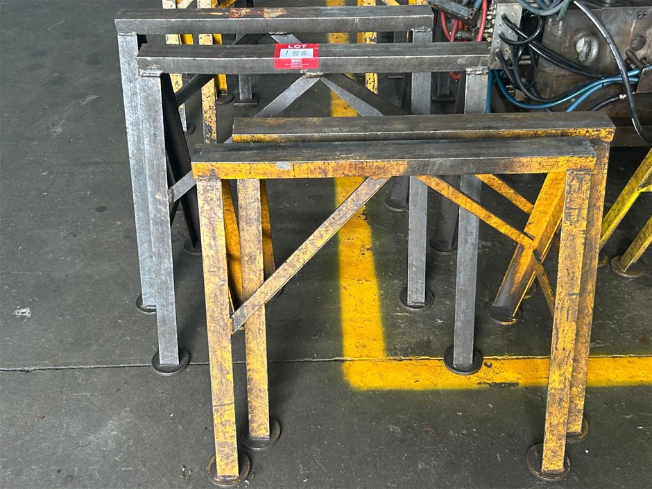 4x Steel Trestles