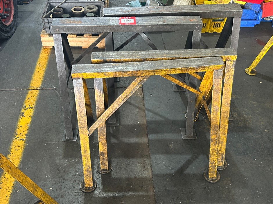 4x Steel Trestles