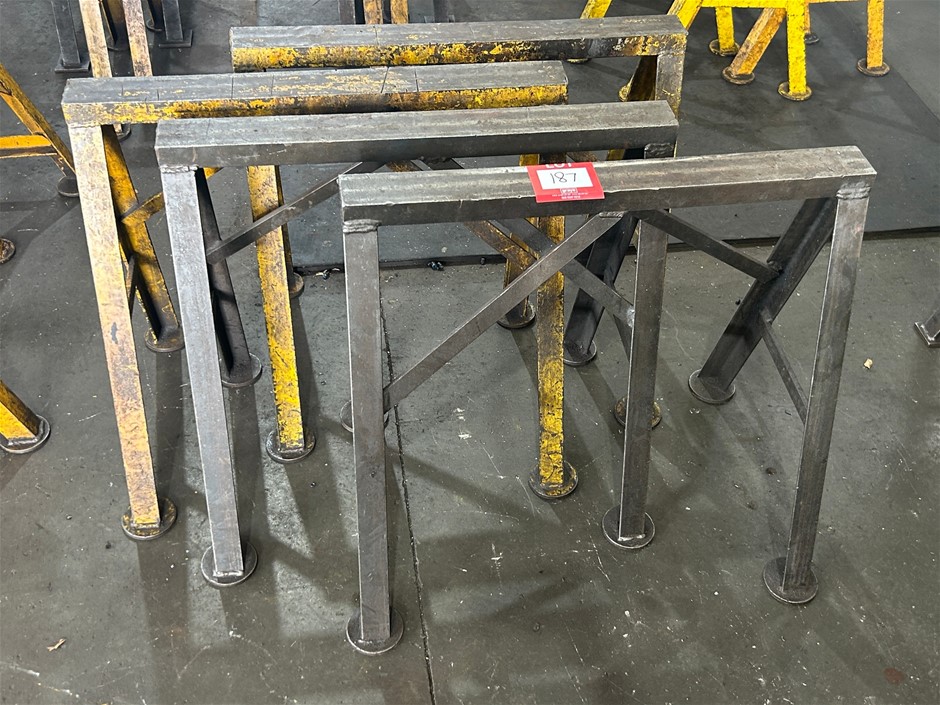 4x Steel Trestles