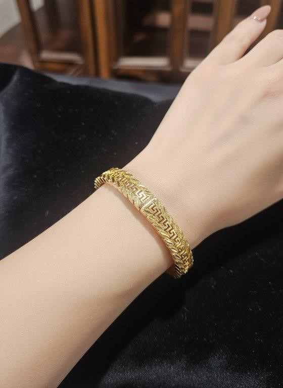 22KGold-filled/ITALY  Yellow Gold Filled bangle -(stamped 22KGold-filled
