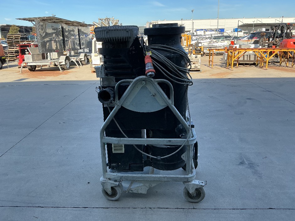 No Reserve HTC 5 iAD Dust Extractors