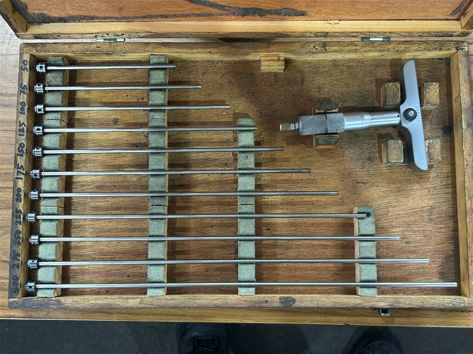 Mitutoyo Depth Micrometer 0-12 inch