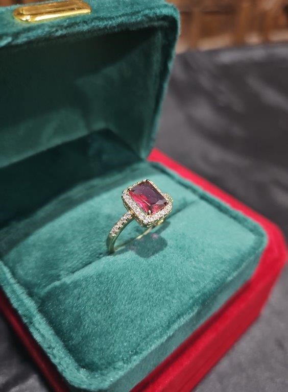 14K/Italy 2.0ct Ruby Emerald Cut Yellow Gold Filled Ring(stamped)-6US