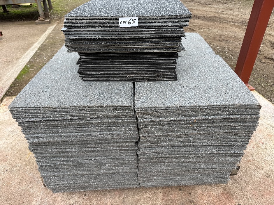 <p>1 of Pallet of Carpet Tiles</p>