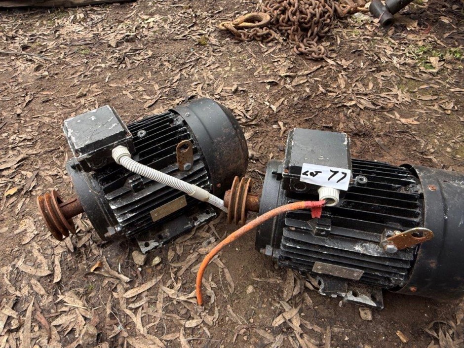 2x 3 Phase Motors