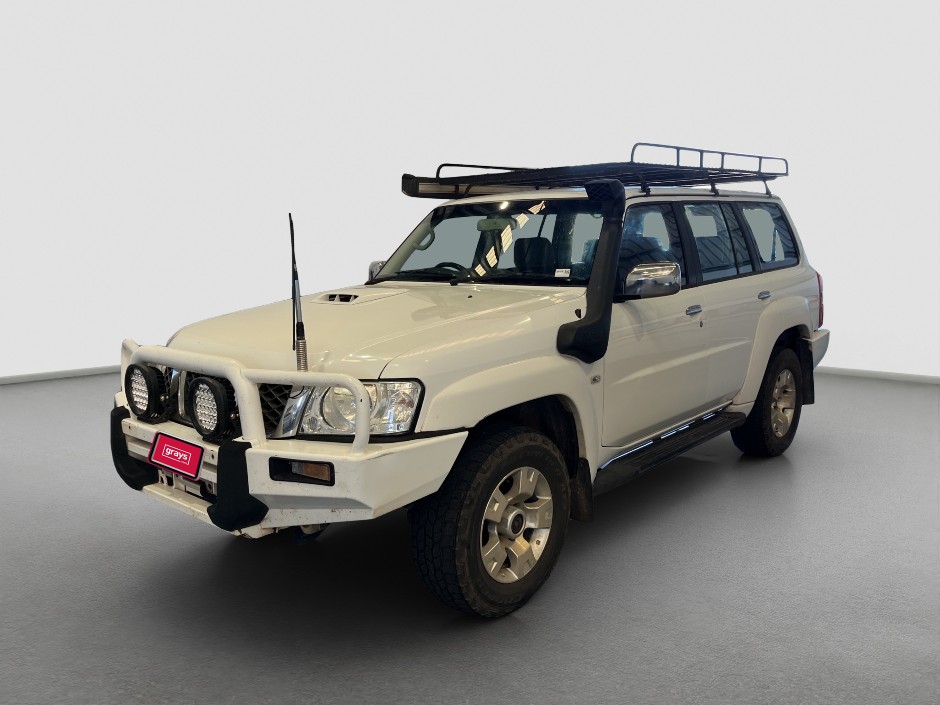 2009 Nissan Patrol ST Diesel