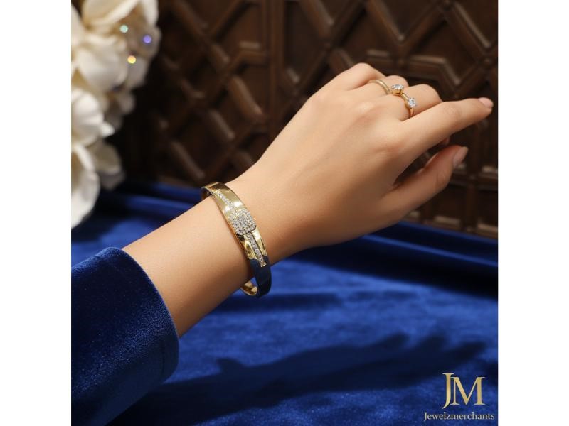18K/Italy Gold Filled Bangle -(stamped 18K/Italy)-Warranty Quality