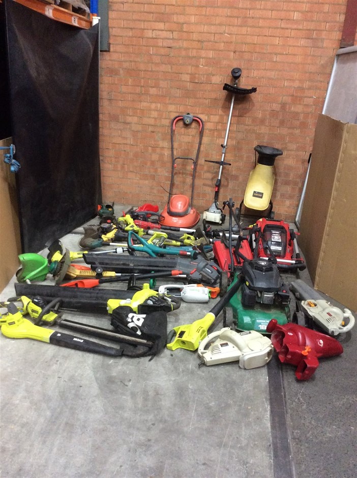 Mixed Brand Leaf Blowers, Hedge Trimmers, Lawn Mowers And Garden Tools