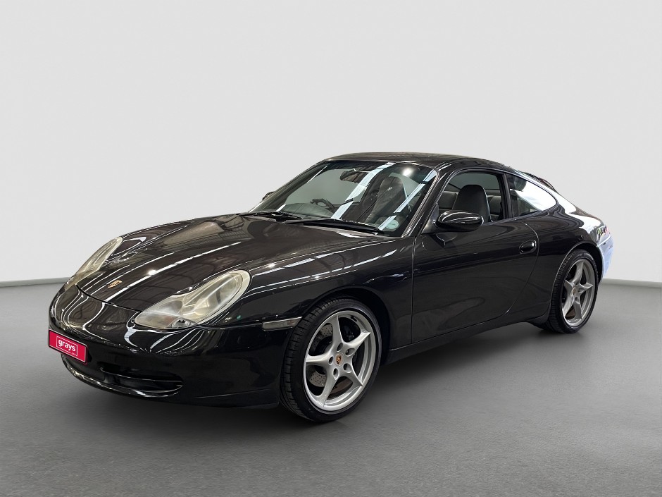 PORSCHE 911 Carrera Coupe Manual (Import)
