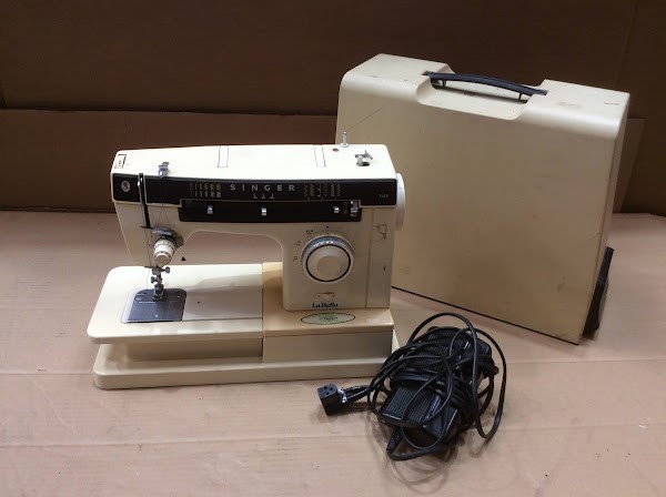 Singer 7105 Sewing Machine