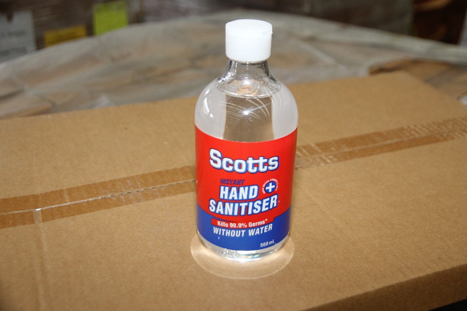 <p>Scotts 500mL Hand Sanitiser Gel</p>
